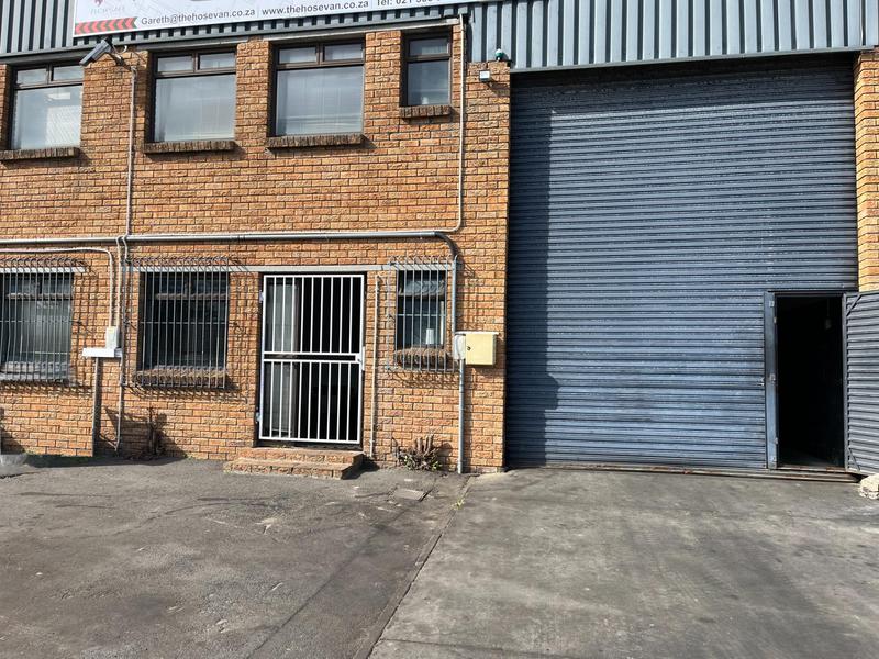 To Let Commercial Property for Rent in Montague Gardens Western Cape